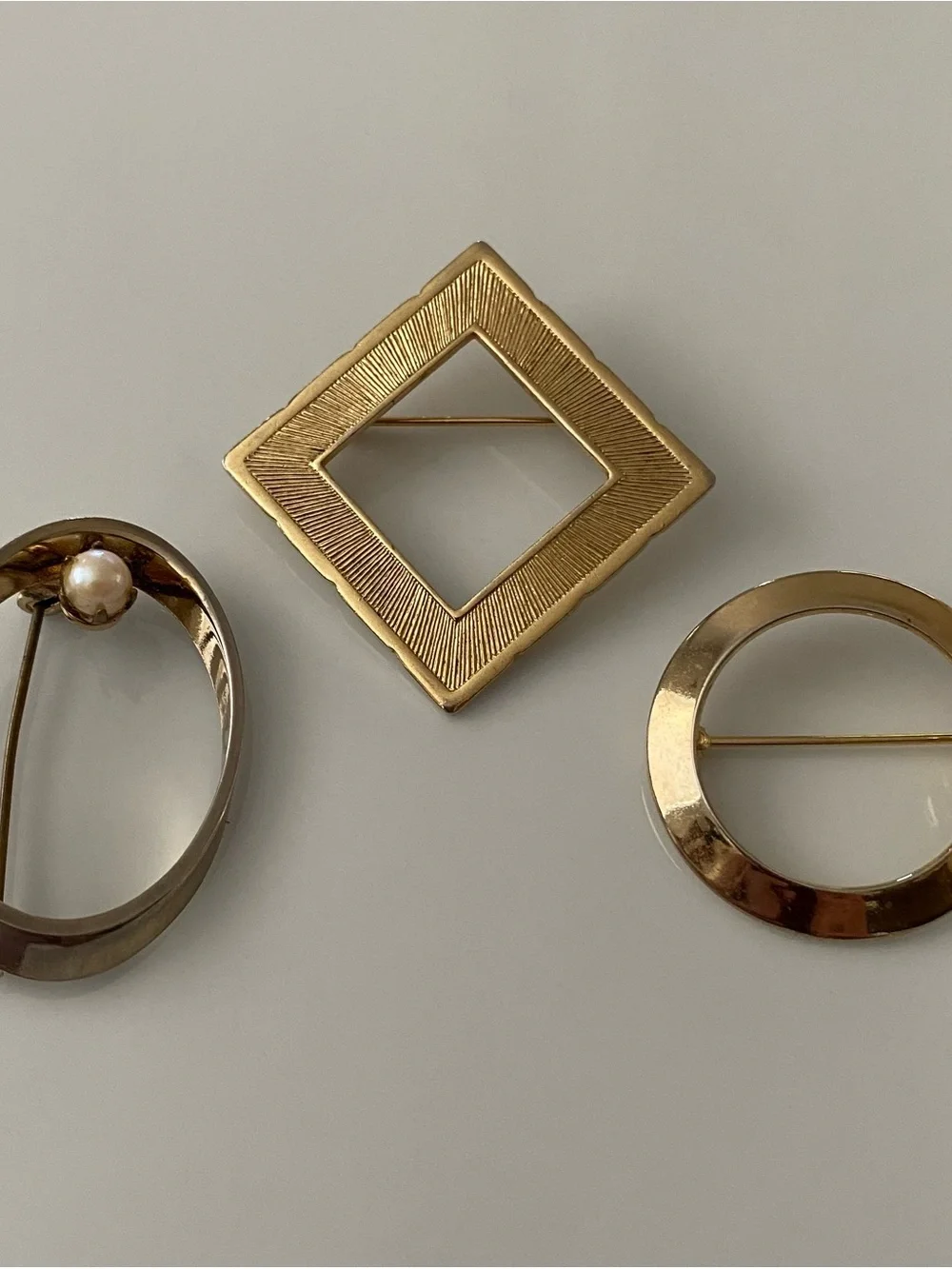 Gold Geometric Vintage-Style Brooch Pin